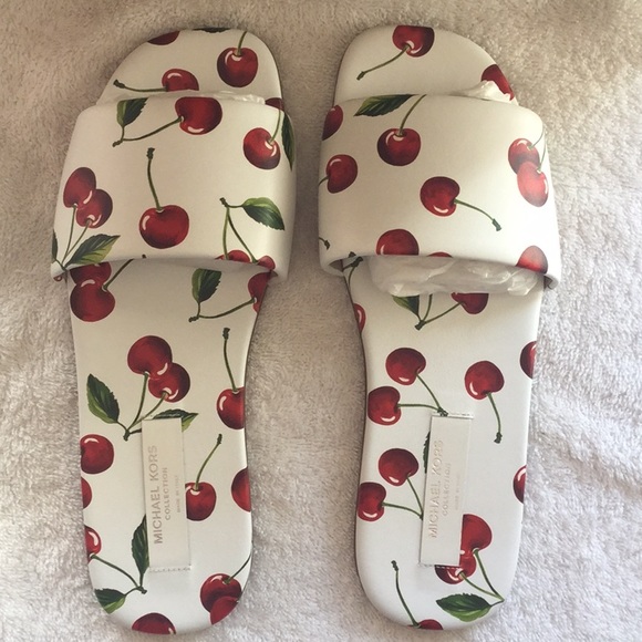 🍒MICHAEL KORS CHERRY SANDALS🍒 - Picture 11 of 16